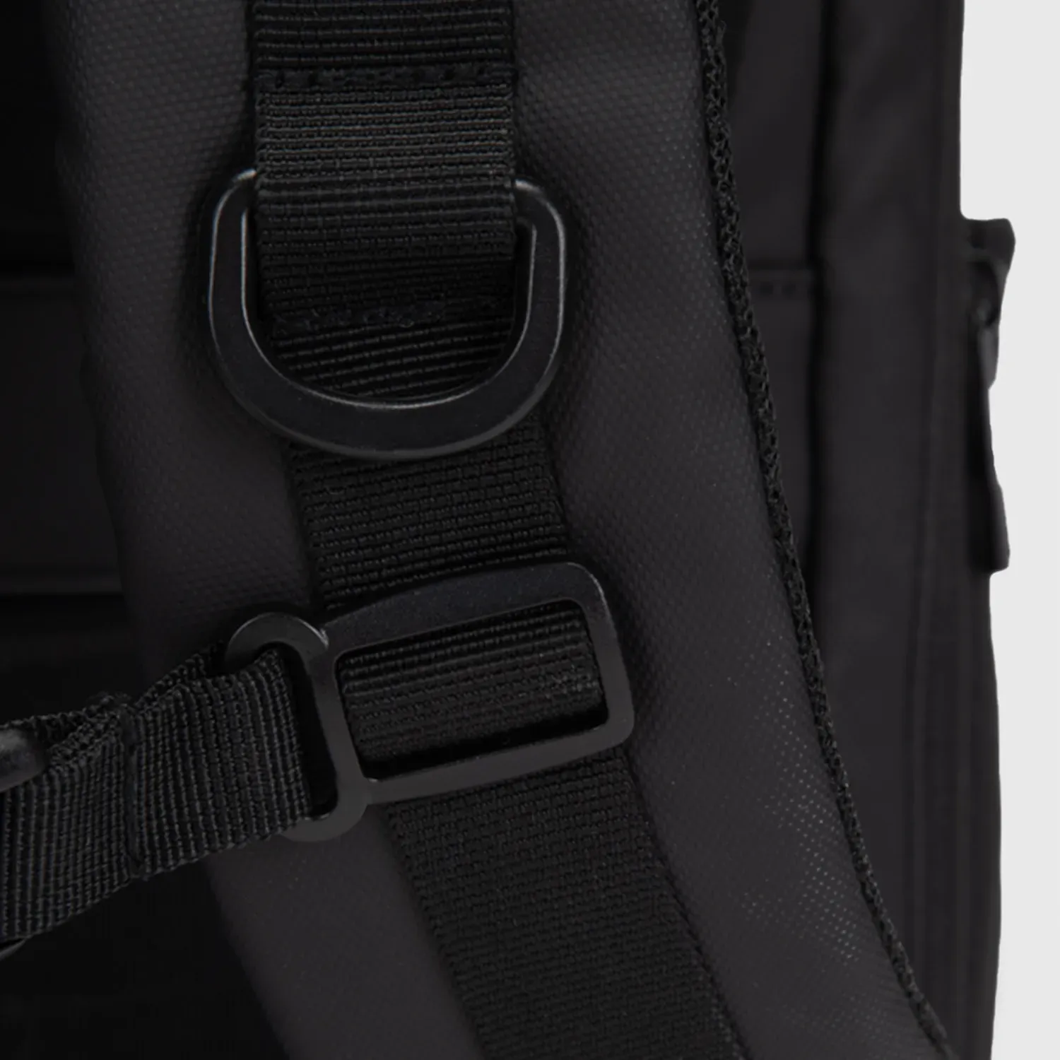 BLACK BAGS Mochila Black Bags Hombre Manson color negro | Platanitos