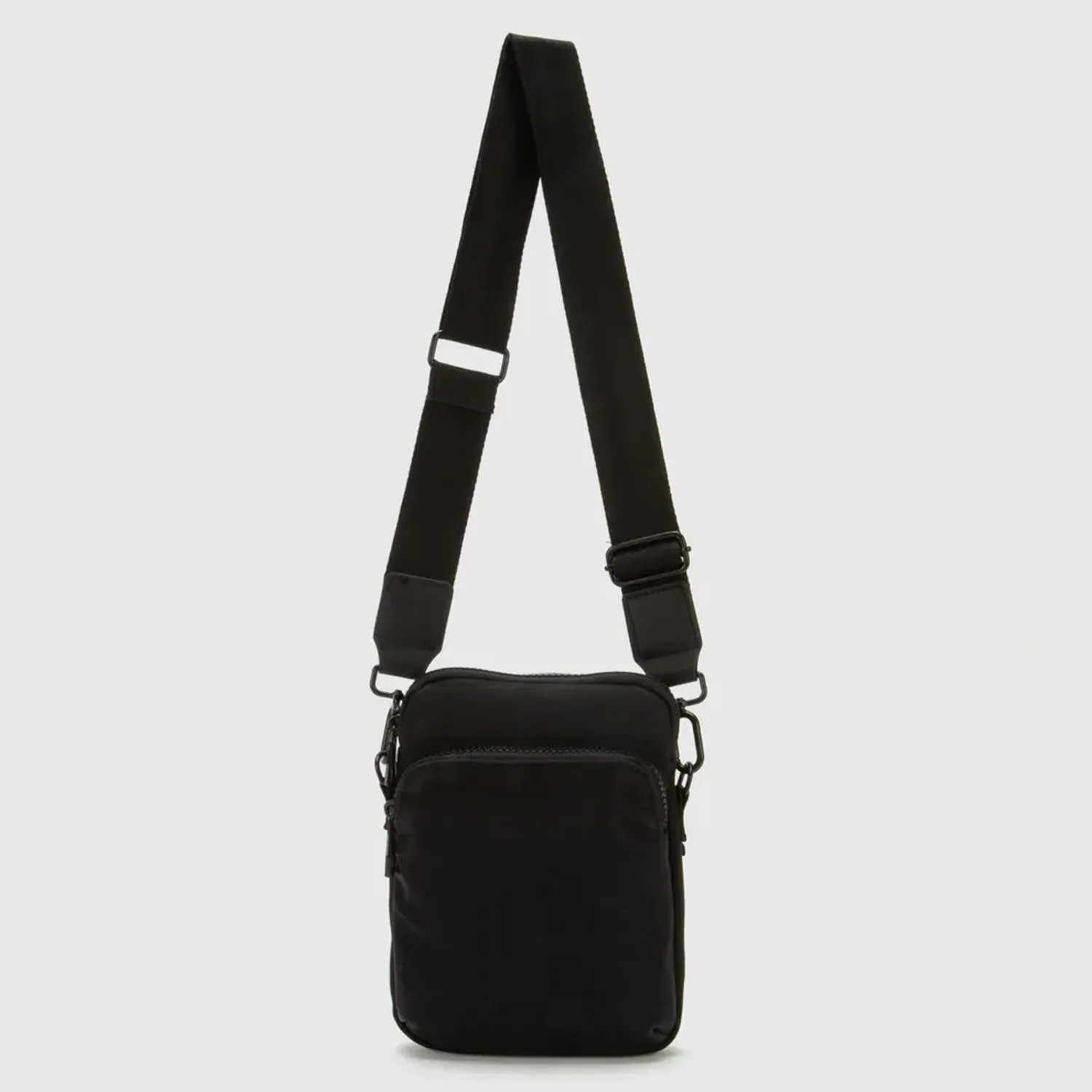 BLACK BAGS Morral Black Bags Hombre Austin color negro | Platanitos