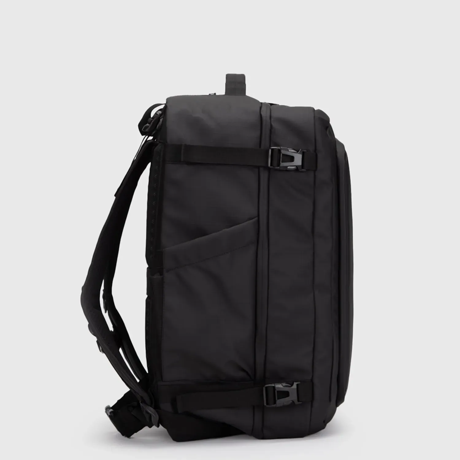 BLACK BAGS Mochila Black Bags Para Viaje Harlem Cabina color negro | Platanitos