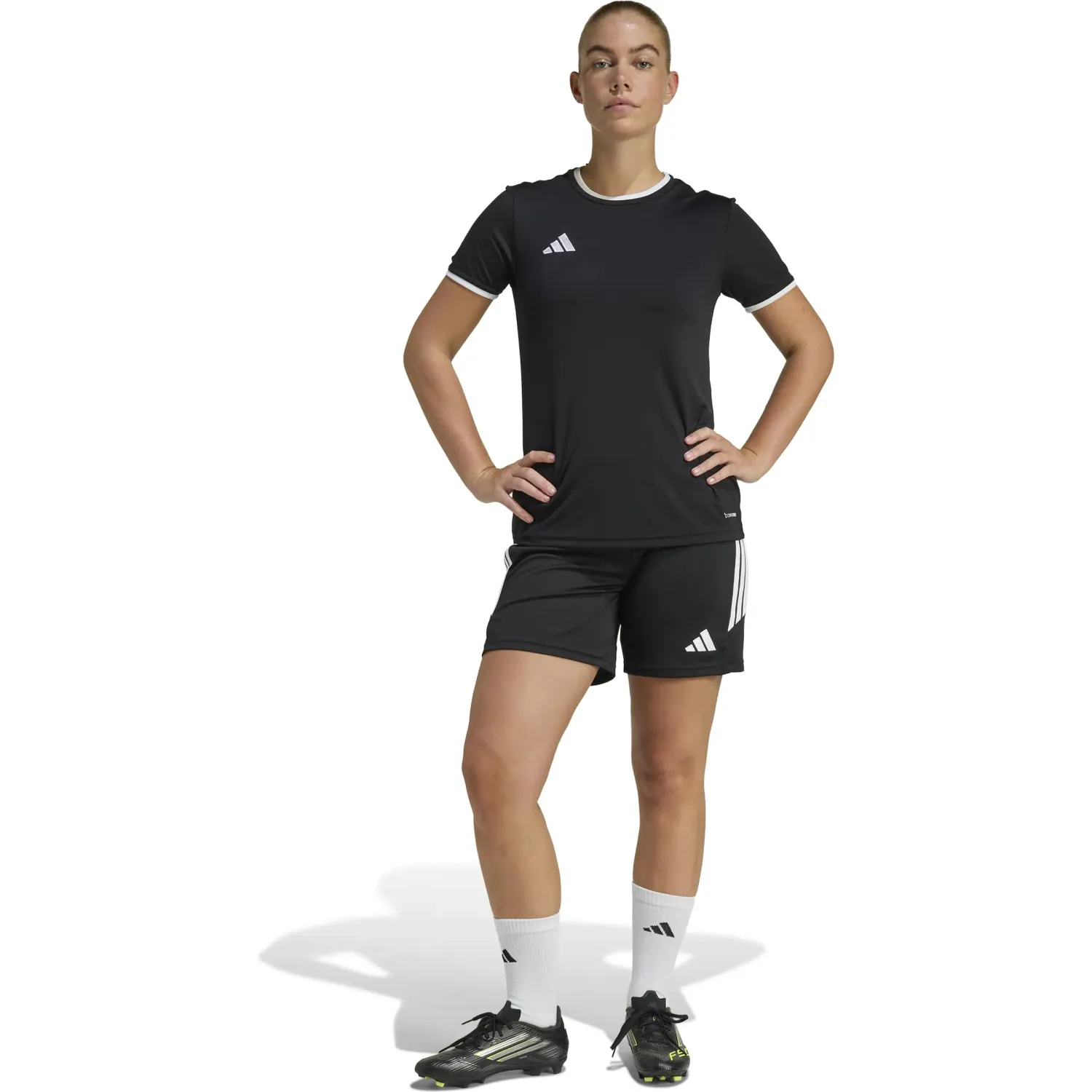 adidas Short Adidas De Futbol Mujer Ent26 Sho Ws color negro | Platanitos