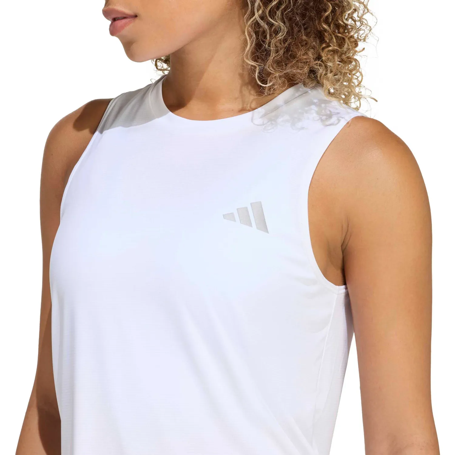adidas Bividi Adidas Running Mujer Run Ess Tank W color blanco | Platanitos