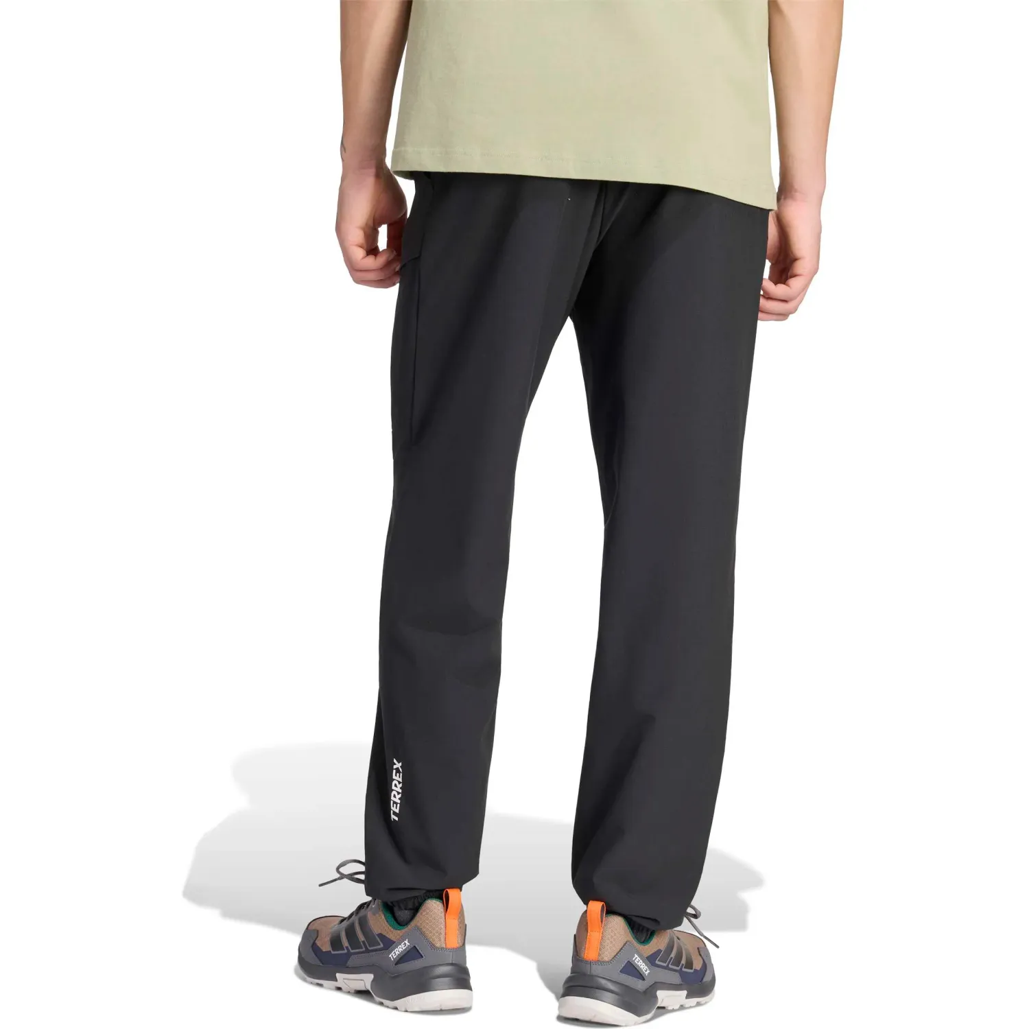 Pantalon Adidas Outdoor Hombre Mt Liteflex J color negro | Platanitos