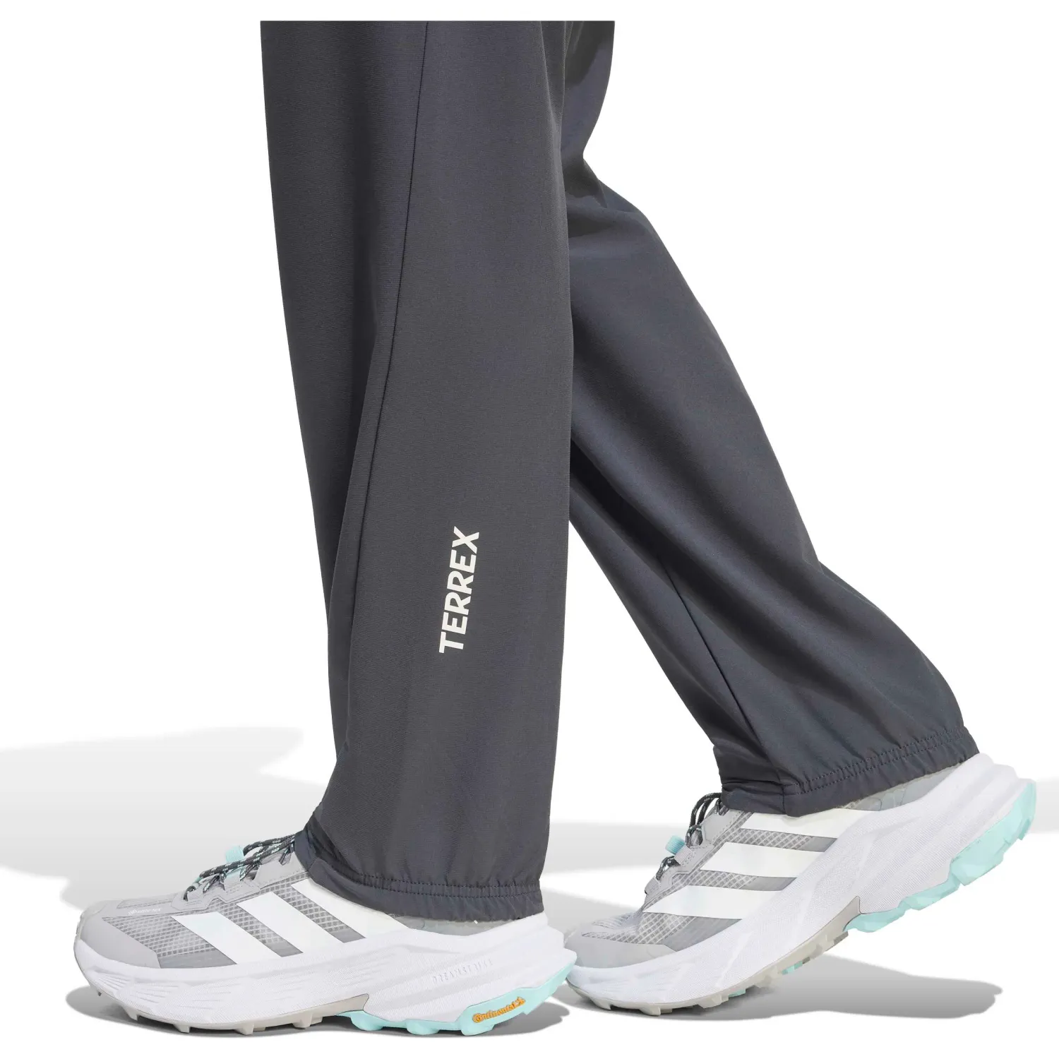 adidas Pantalon Adidas Outdoor Mujer W Mt Liteflex J color carbon | Platanitos