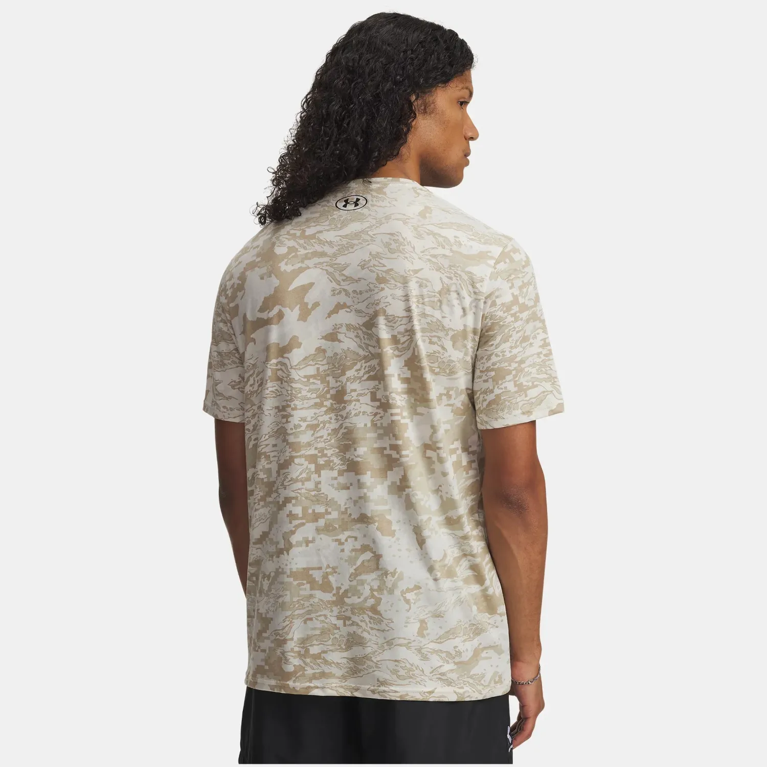 Under Armour Polo Under Armour Urbano Hombre Abc Camo Ss color beige | Platanitos