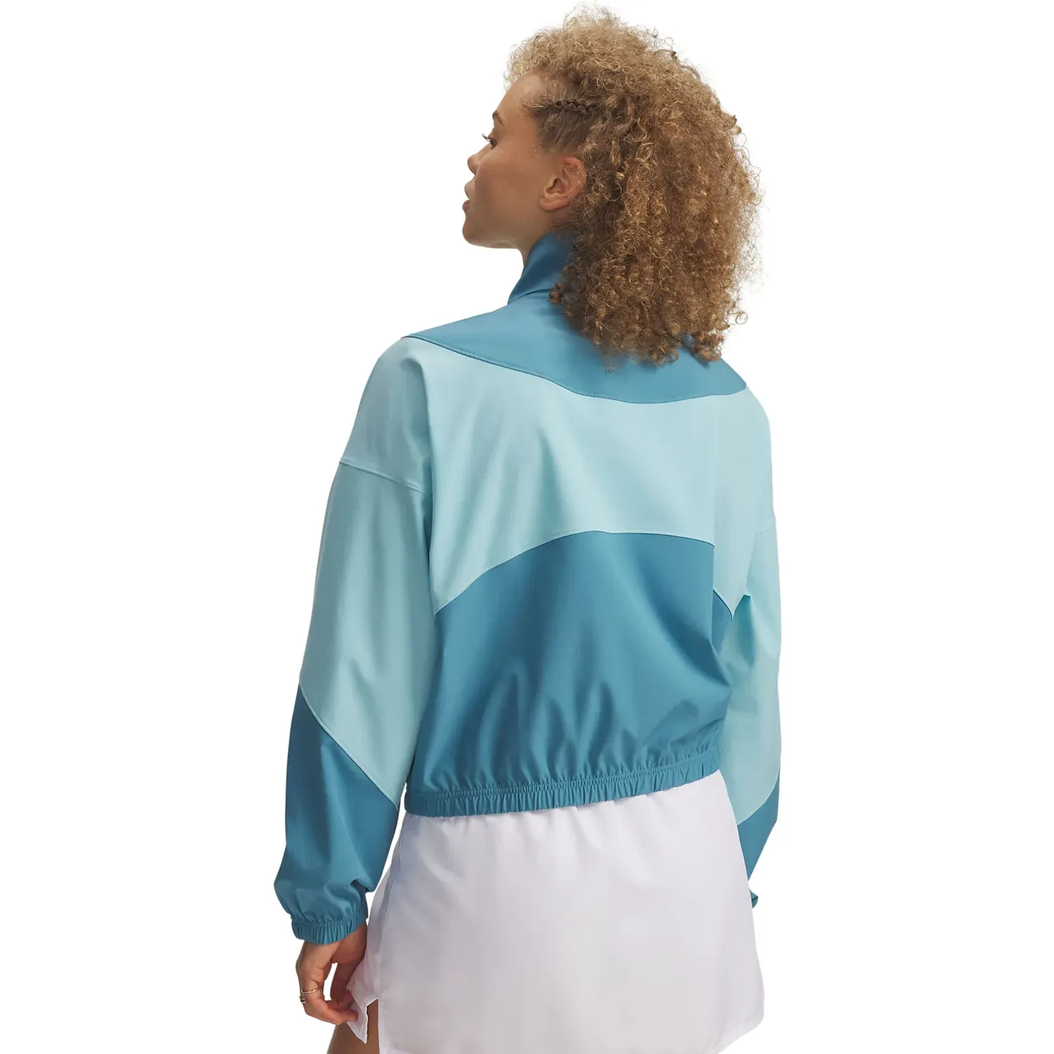 Under Armour Casaca Under Armour Deportiva Mujer Rival Woven color azul | Platanitos