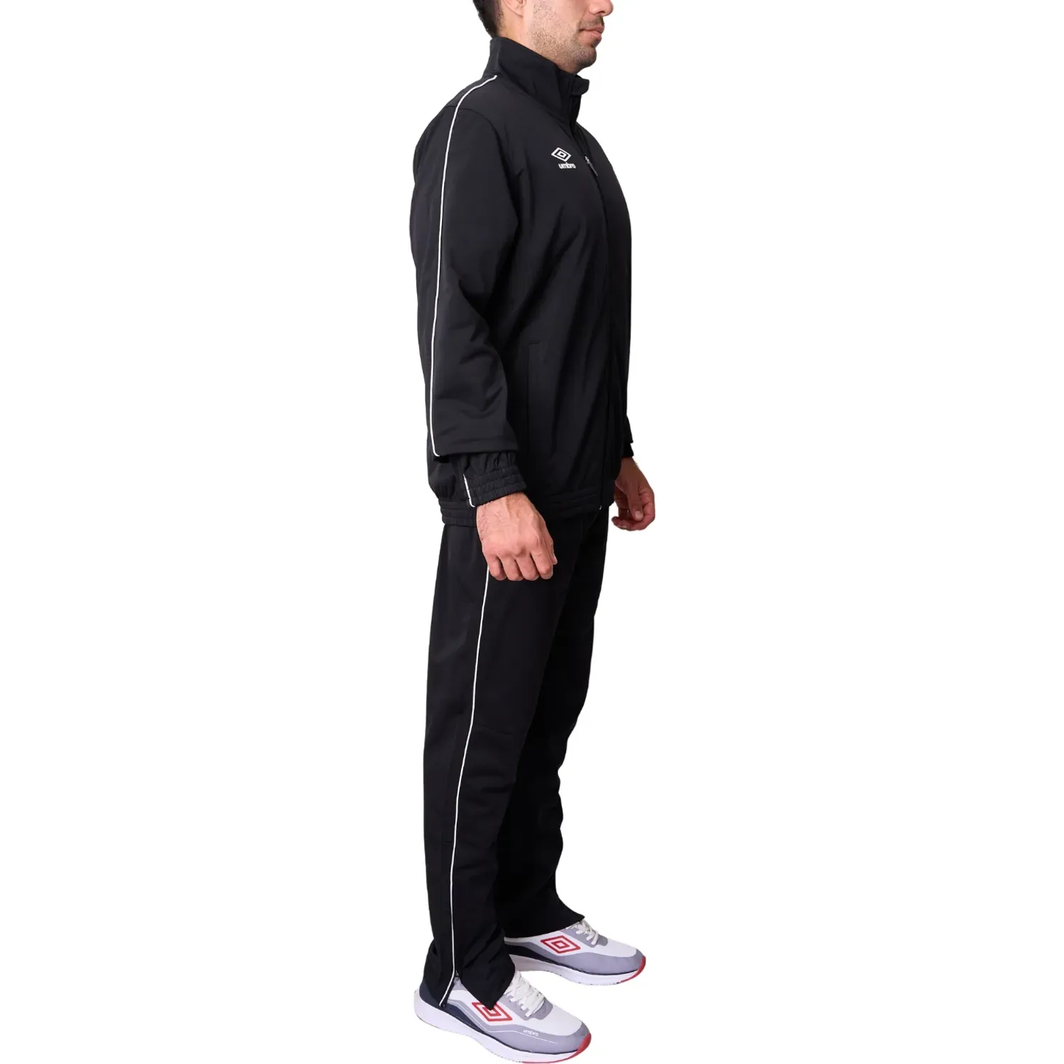 Conjunto Umbro Deportivo Hombre Knit Tracksuit color negro / blanco | Platanitos