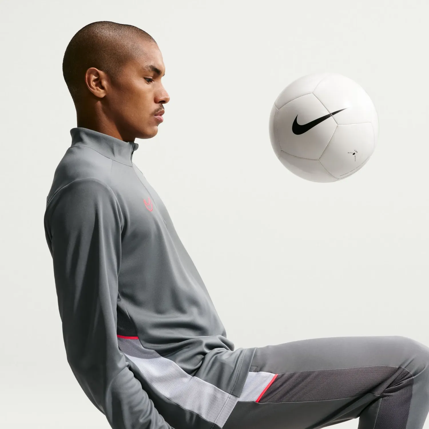 Nike Polo Nike Manga Larga Futbol Hombre Dri-Fit Academy Drill color plomo | Platanitos
