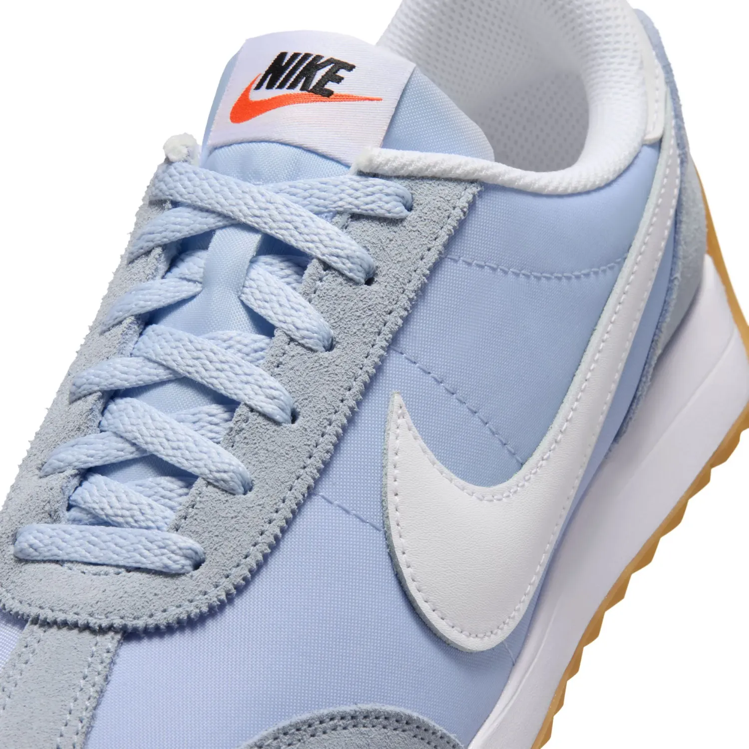 Zapatillas Nike Urbanas Mujer Pacific color blanco / celeste | Platanitos