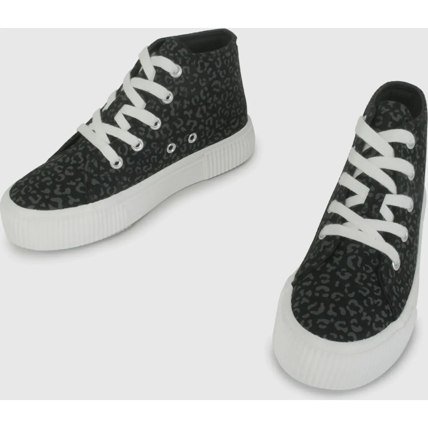 Zapatilla Colloky Kid Niña 57220301v26 color negro | Platanitos