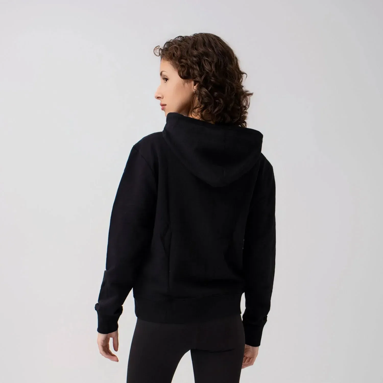 Reebok Polera Reebok Deportivo Mujer Small Logo Fleece Hoodie color negro | Platanitos