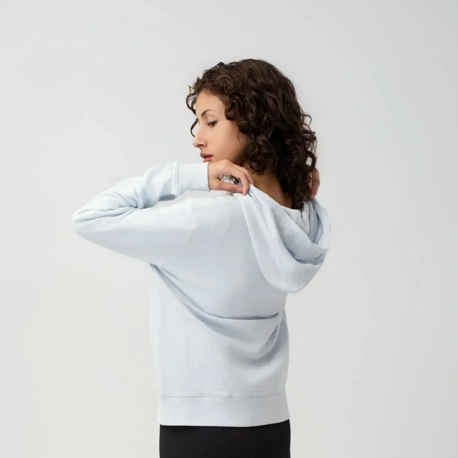Reebok Polera Reebok Deportivo Mujer Small Logo Fleece Hoodie color blanco | Platanitos