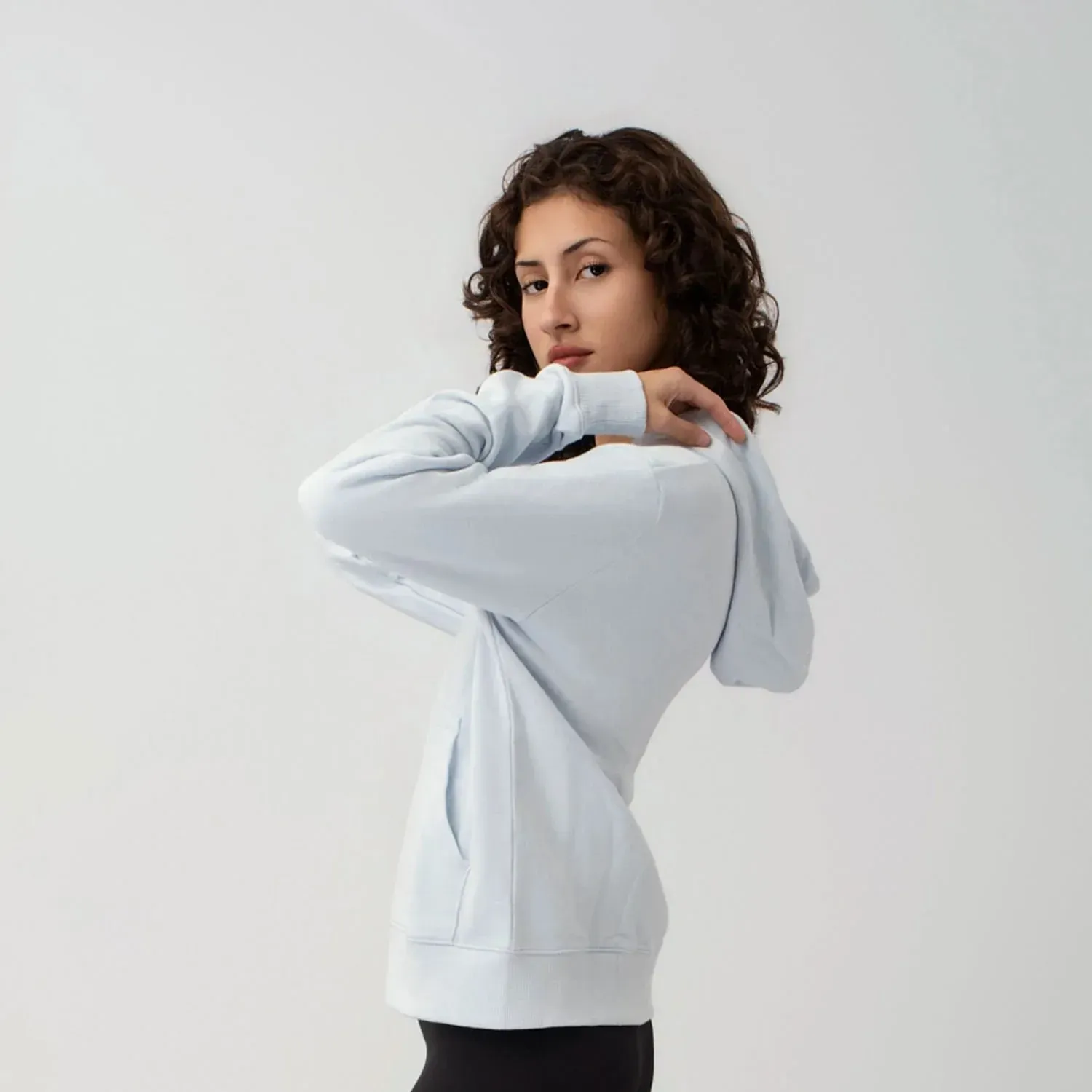 Reebok Polera Reebok Deportivo Mujer Small Logo Fleece Hoodie color blanco | Platanitos