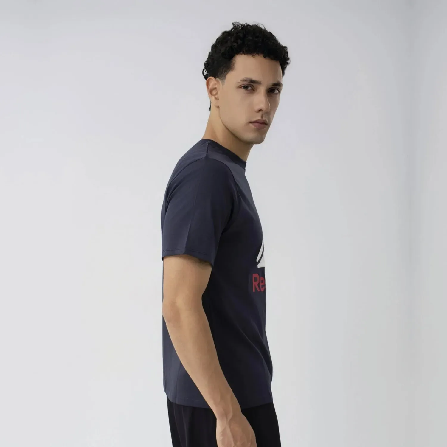 Reebok Polo Reebok Urbano Hombre Rbk Big Delta color varios | Platanitos