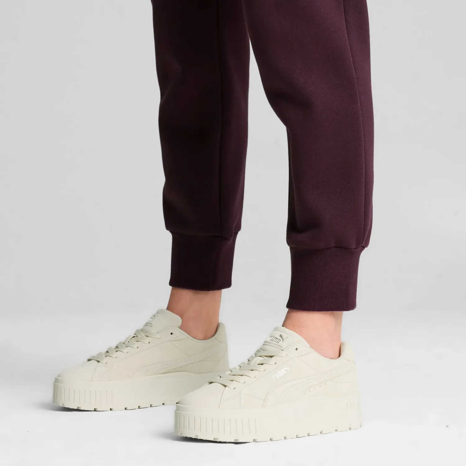 Puma Zapatillas Puma Urbanas Mujer Karmen Ii color crema | Platanitos