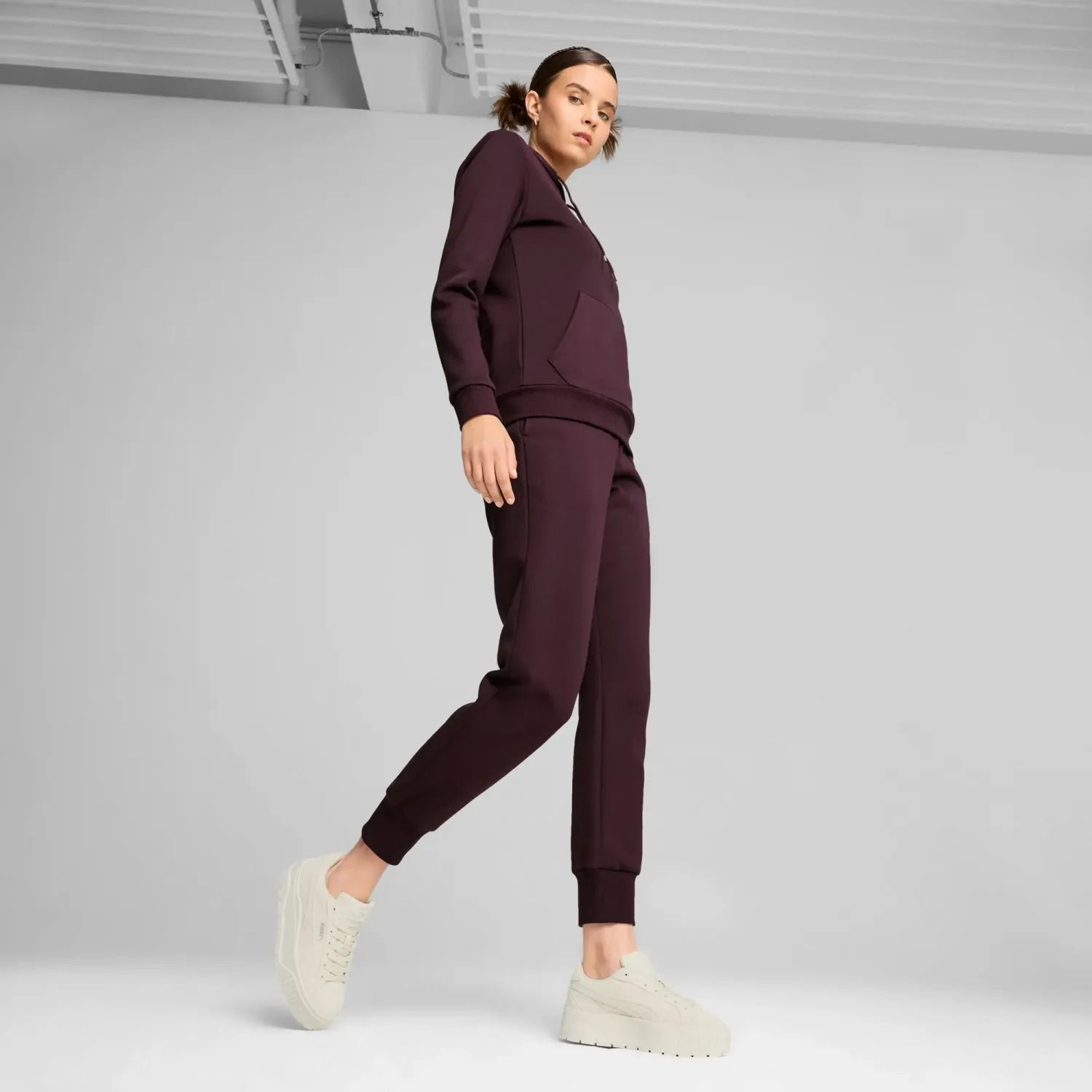 Puma Zapatillas Puma Urbanas Mujer Karmen Ii color crema | Platanitos