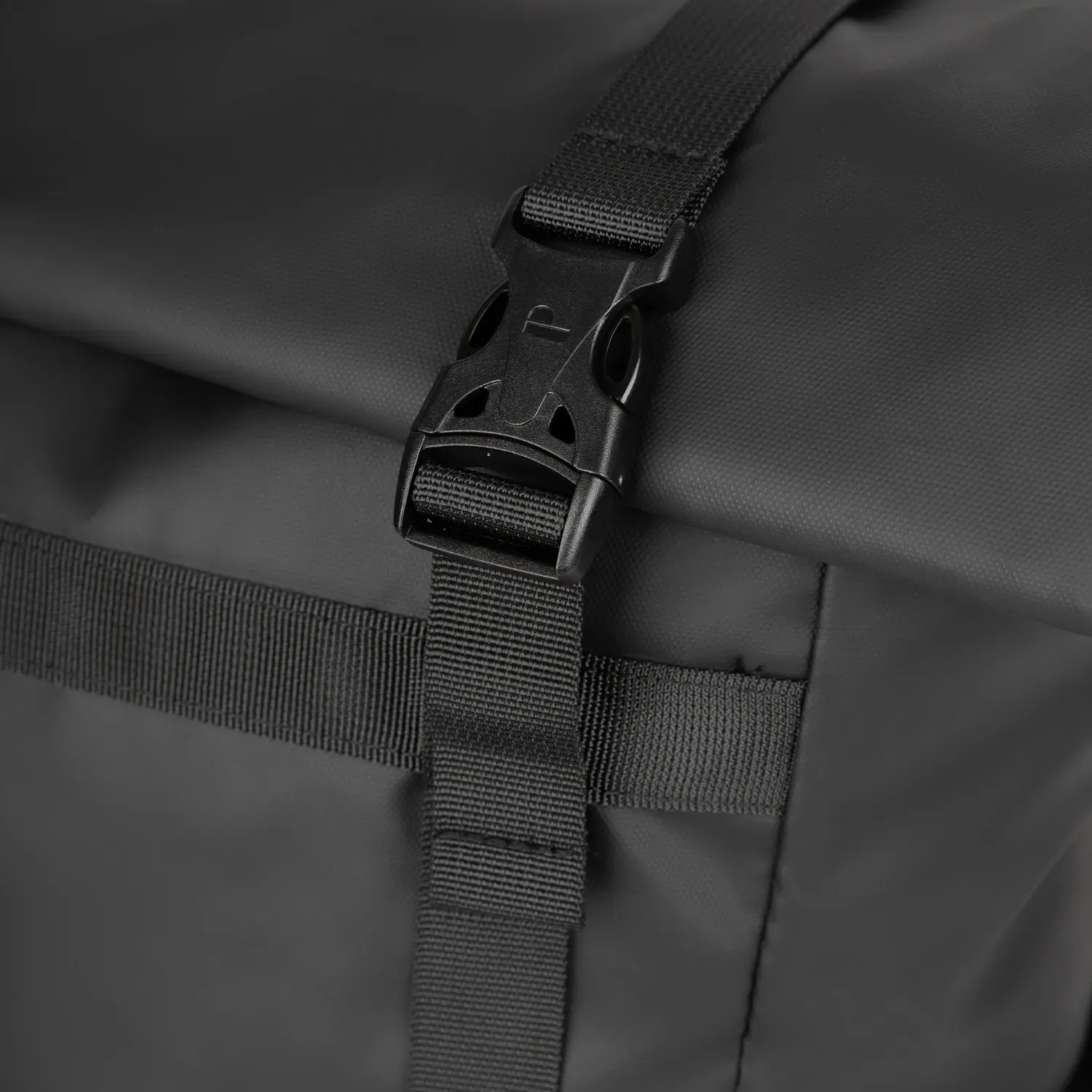 PORTA Mochila Porta Unisex Naros color negro | Platanitos