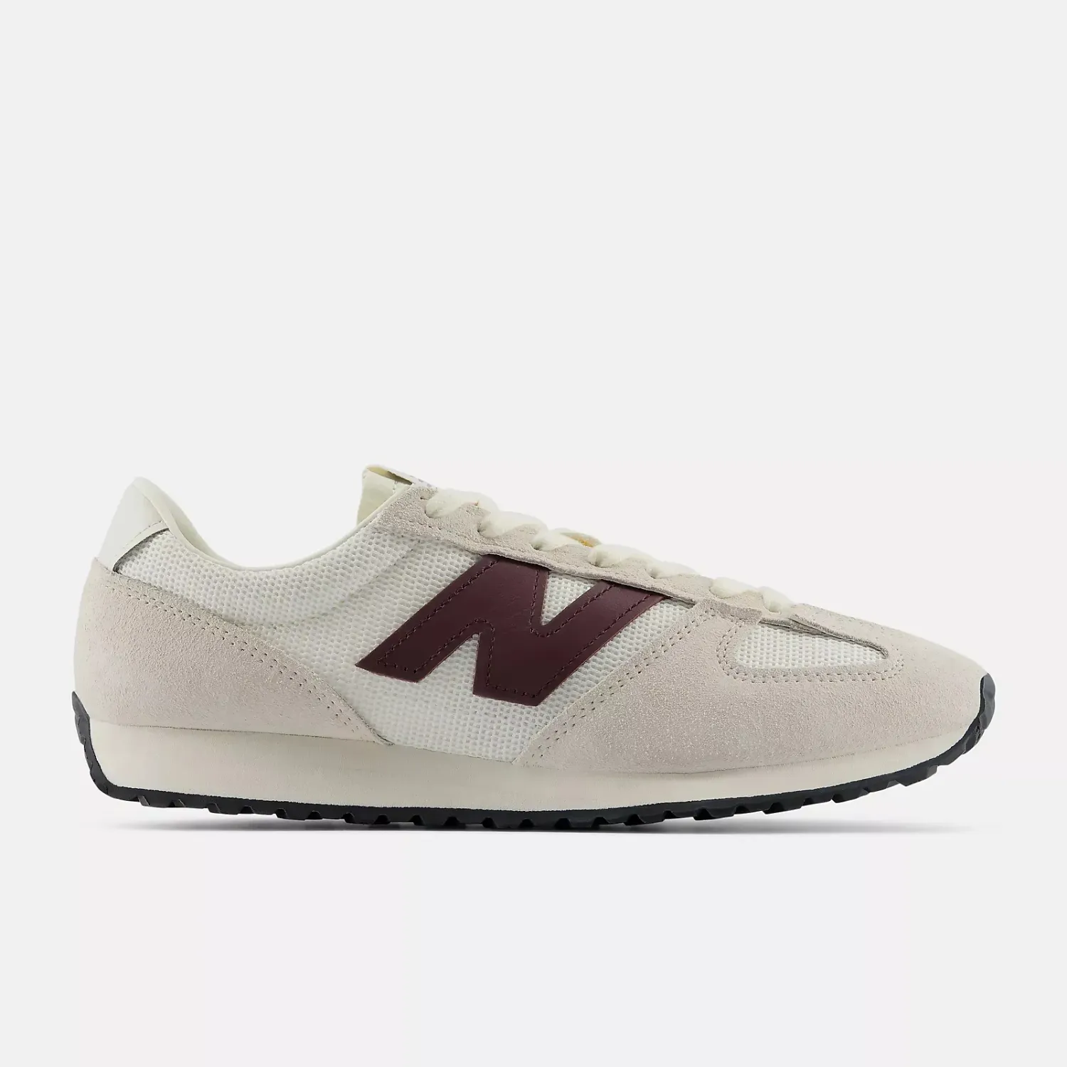 Zapatillas New Balance Urbanas Unisex 471 color beige | Platanitos