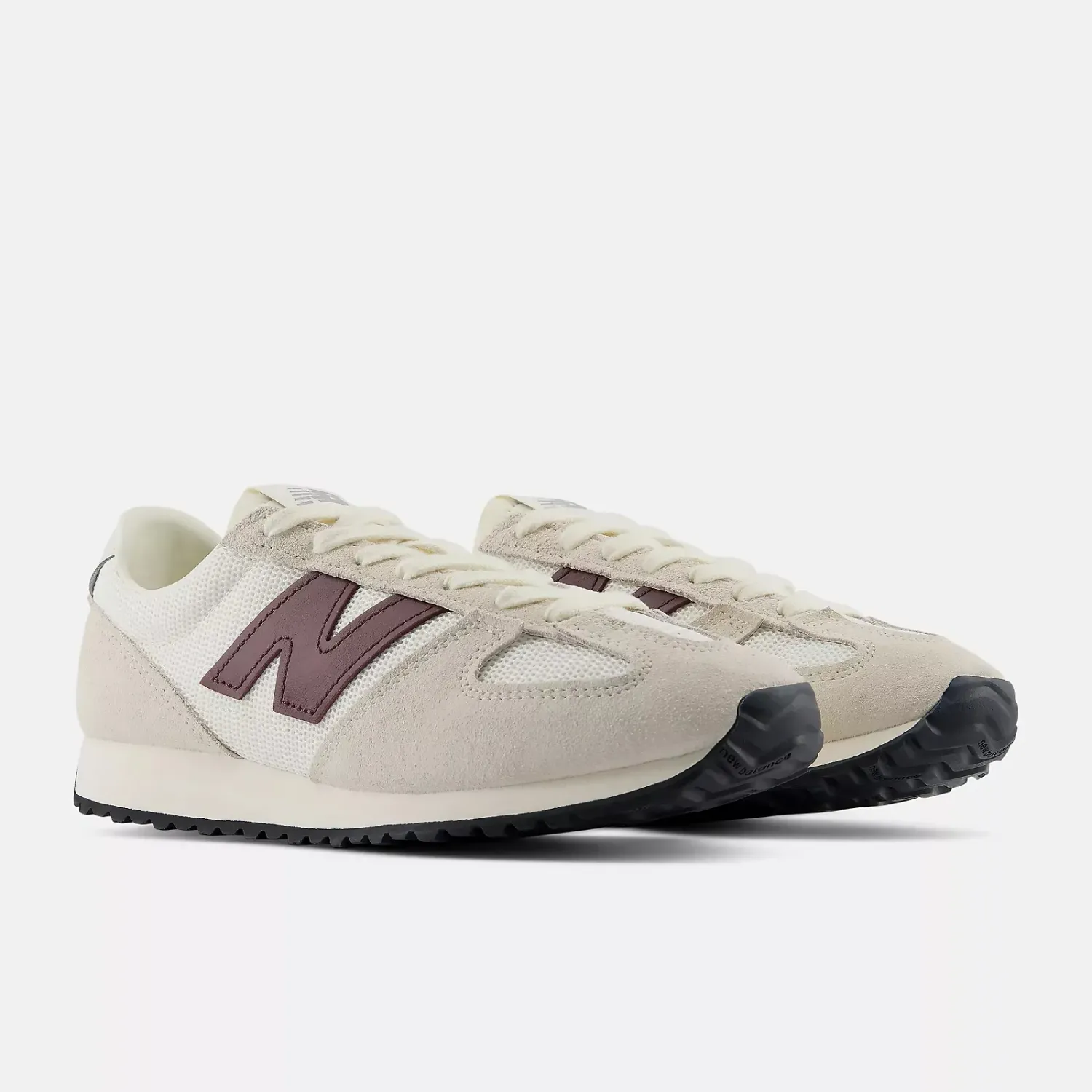 Zapatillas New Balance Urbanas Unisex 471 color beige | Platanitos