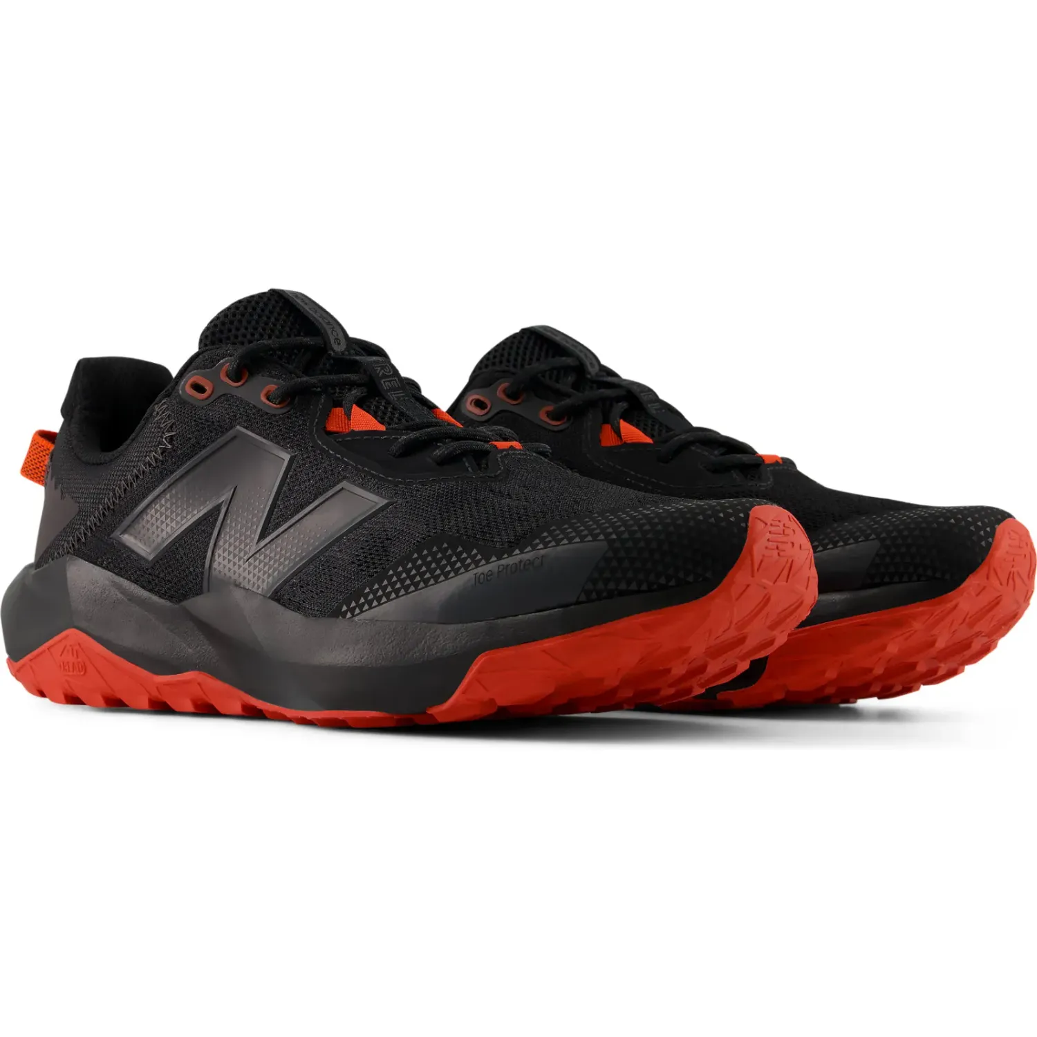 New Balance Zapatillas New Balance Trail Running Hombre Nitrel V6 color negro | Platanitos