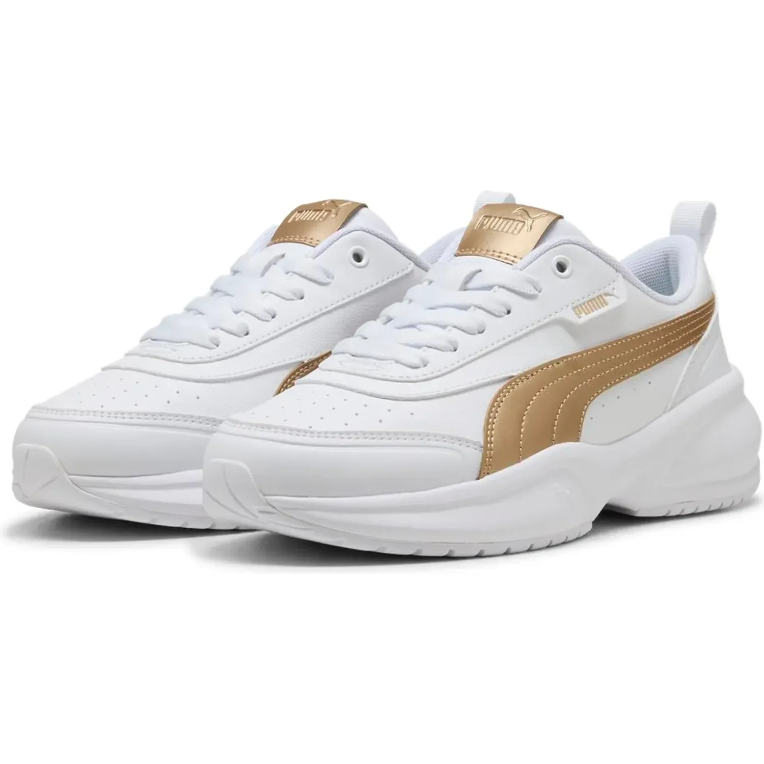 Zapatillas Puma Urbanas Mujer Cilia 2 Mode Metallic Glam color blanco | Platanitos