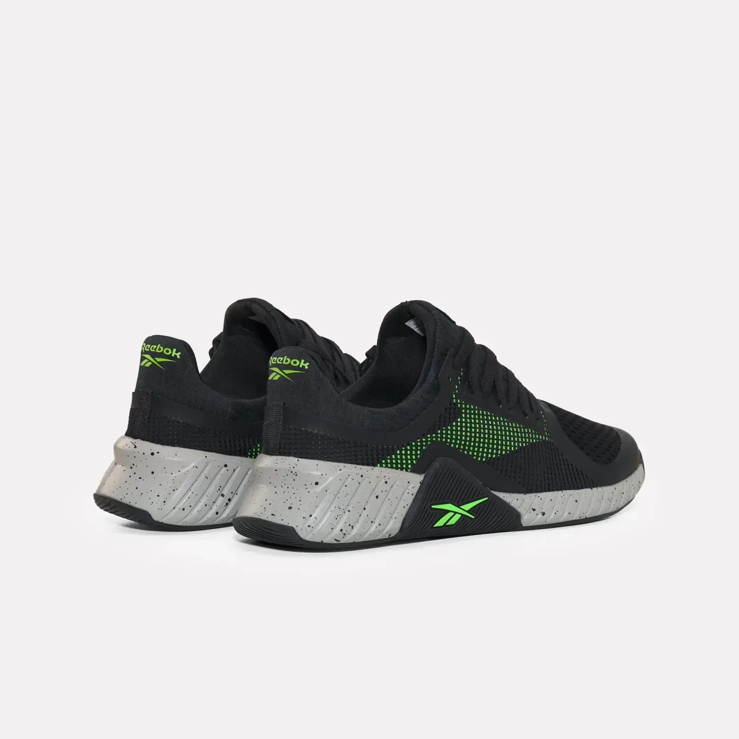 Reebok Zapatillas Reebok Training Hombre Flip Charge color negro | Platanitos