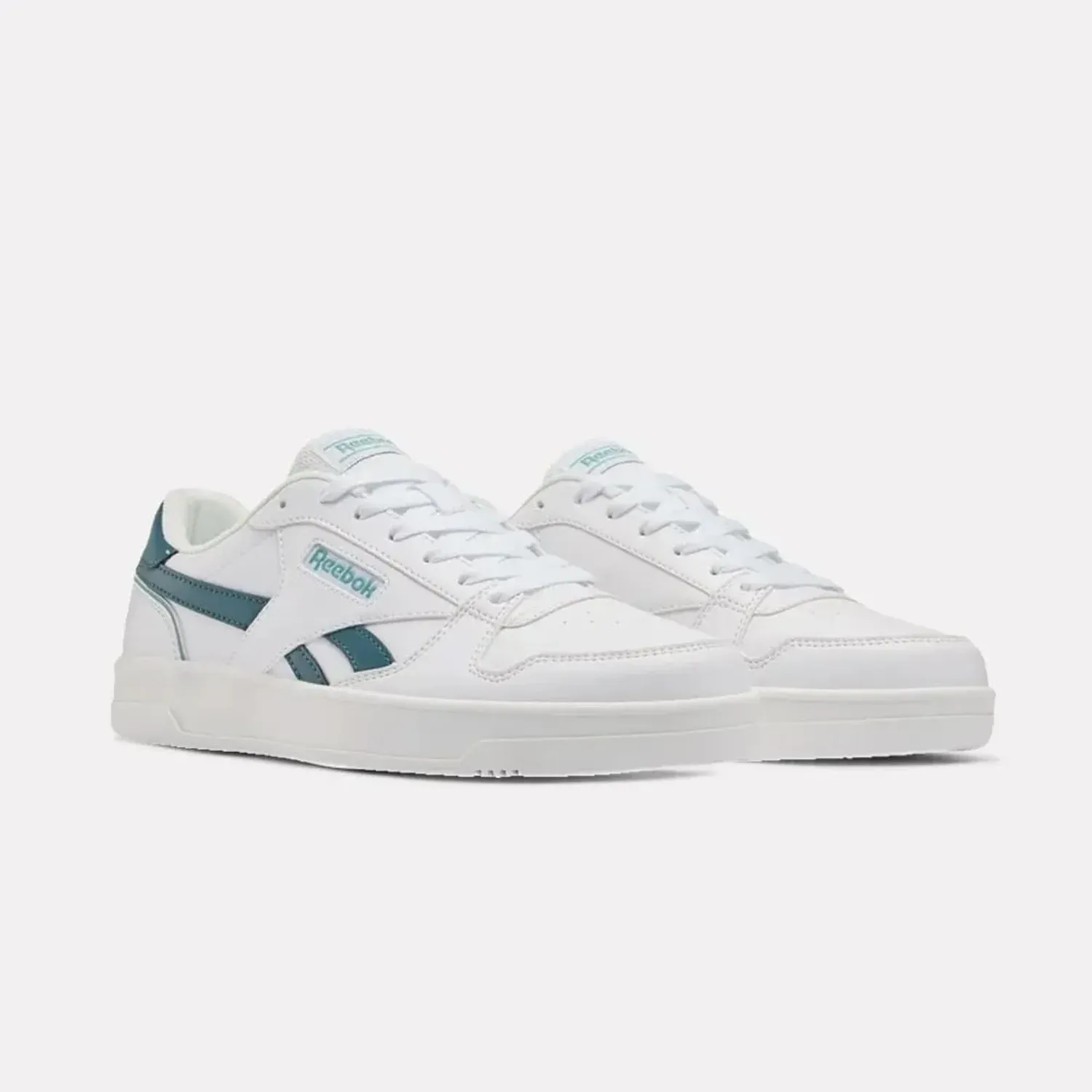 Zapatillas Reebok Urbanas Hombre Match Prime V2 color blanco | Platanitos