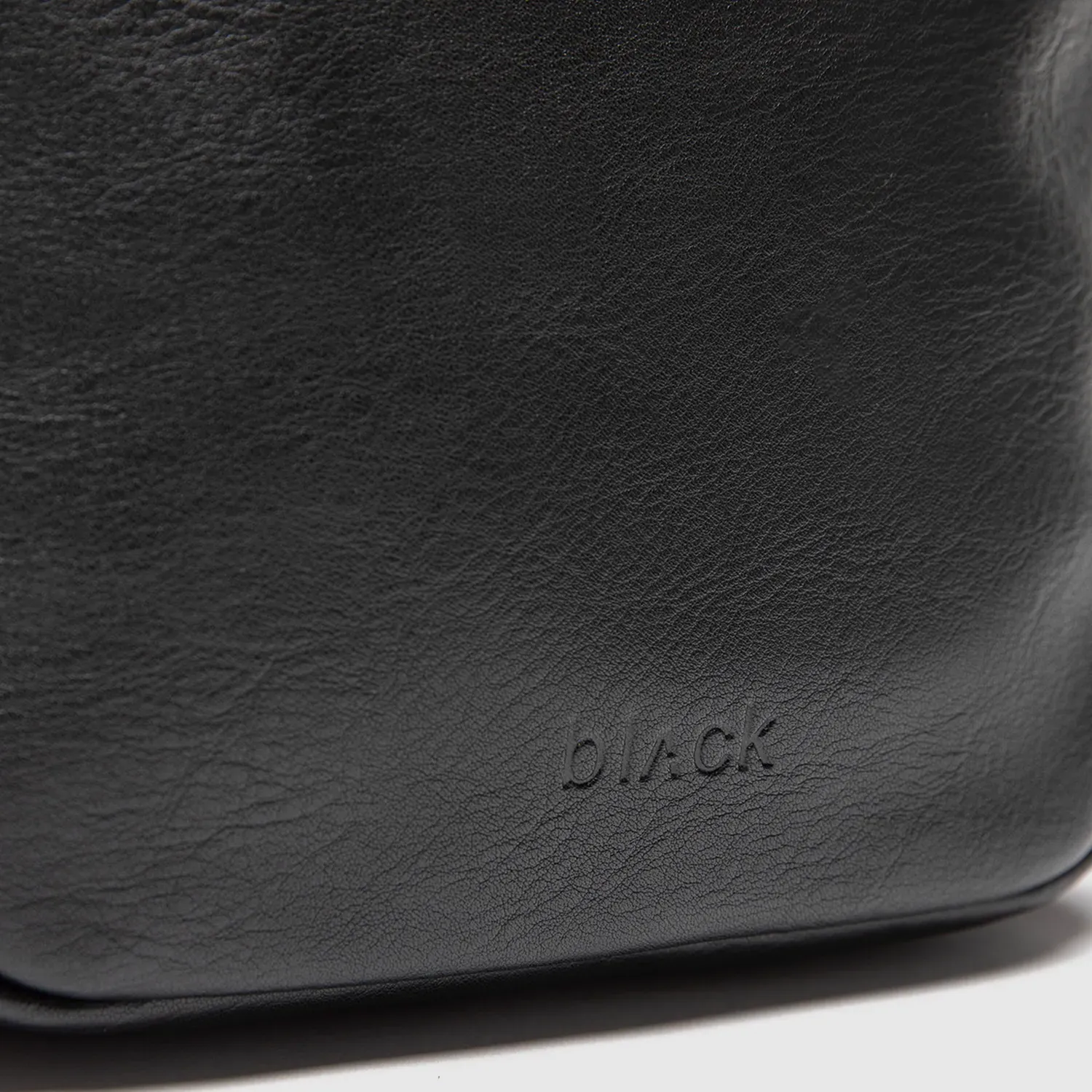 BLACK BUBBA Bandolera Black Bubba Hombre Lenox color negro | Platanitos