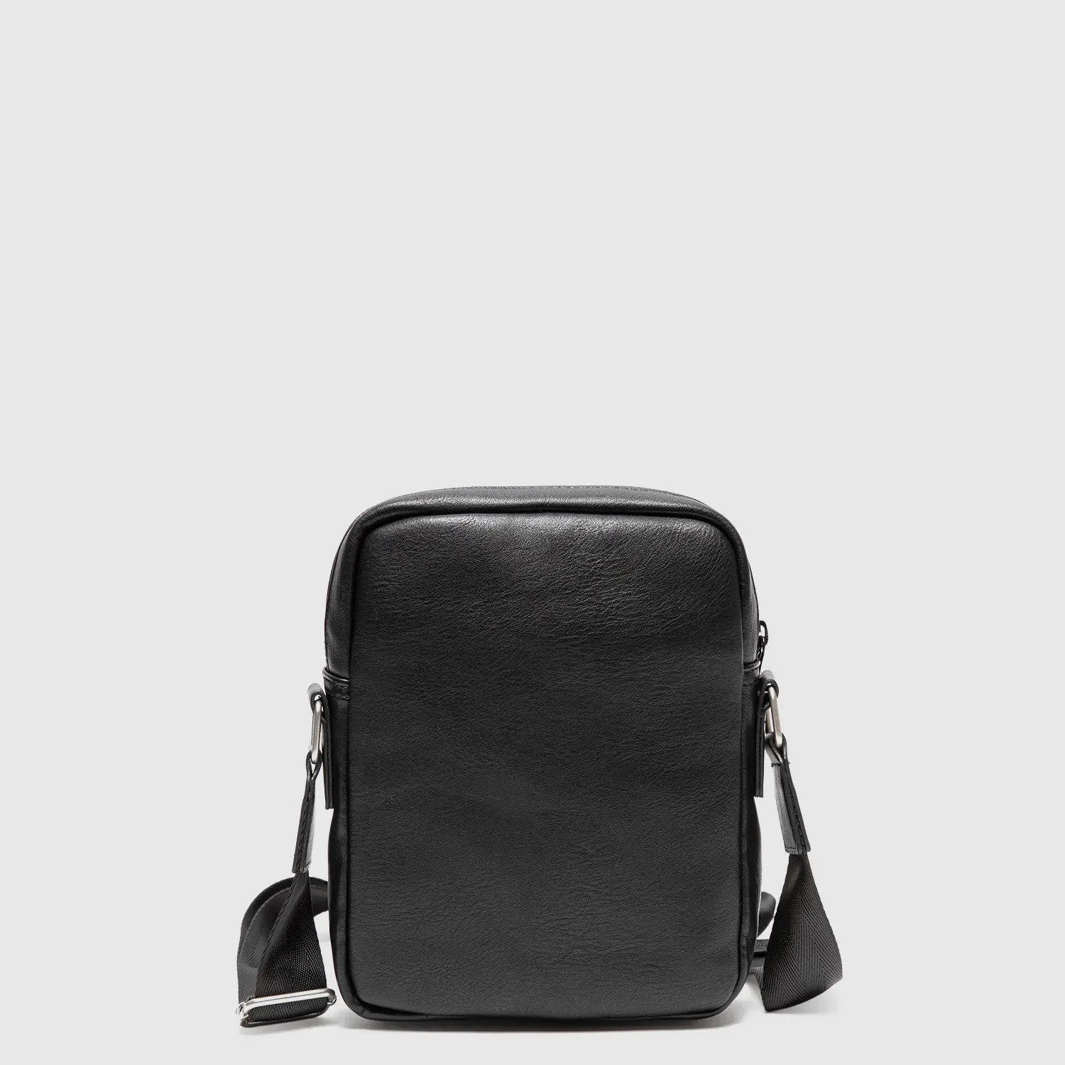BLACK BUBBA Bandolera Black Bubba Hombre Lenox color negro | Platanitos