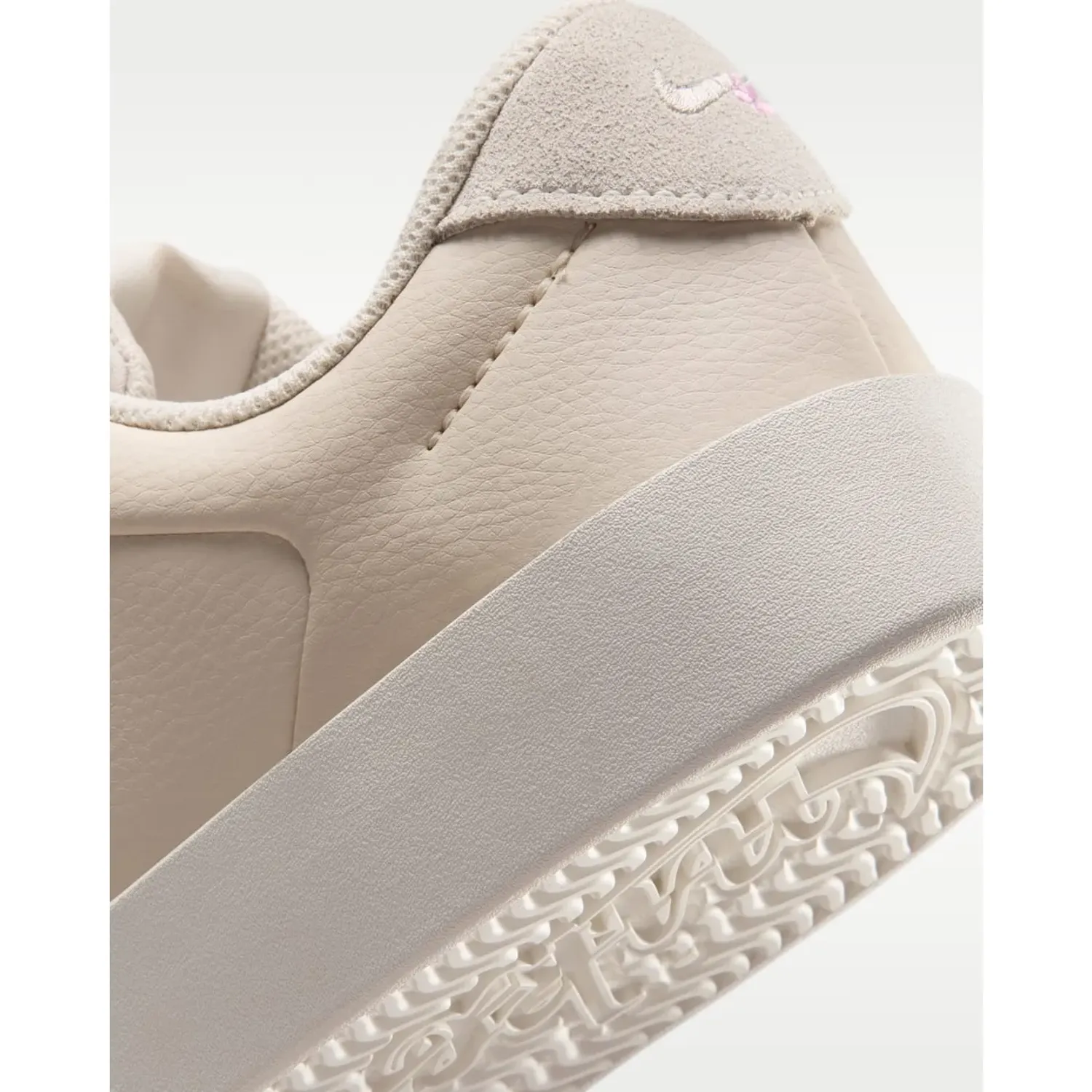 Nike Zapatillas Nike Urbanas Mujer W Nike Court Heritage Ms Se color marron | Platanitos