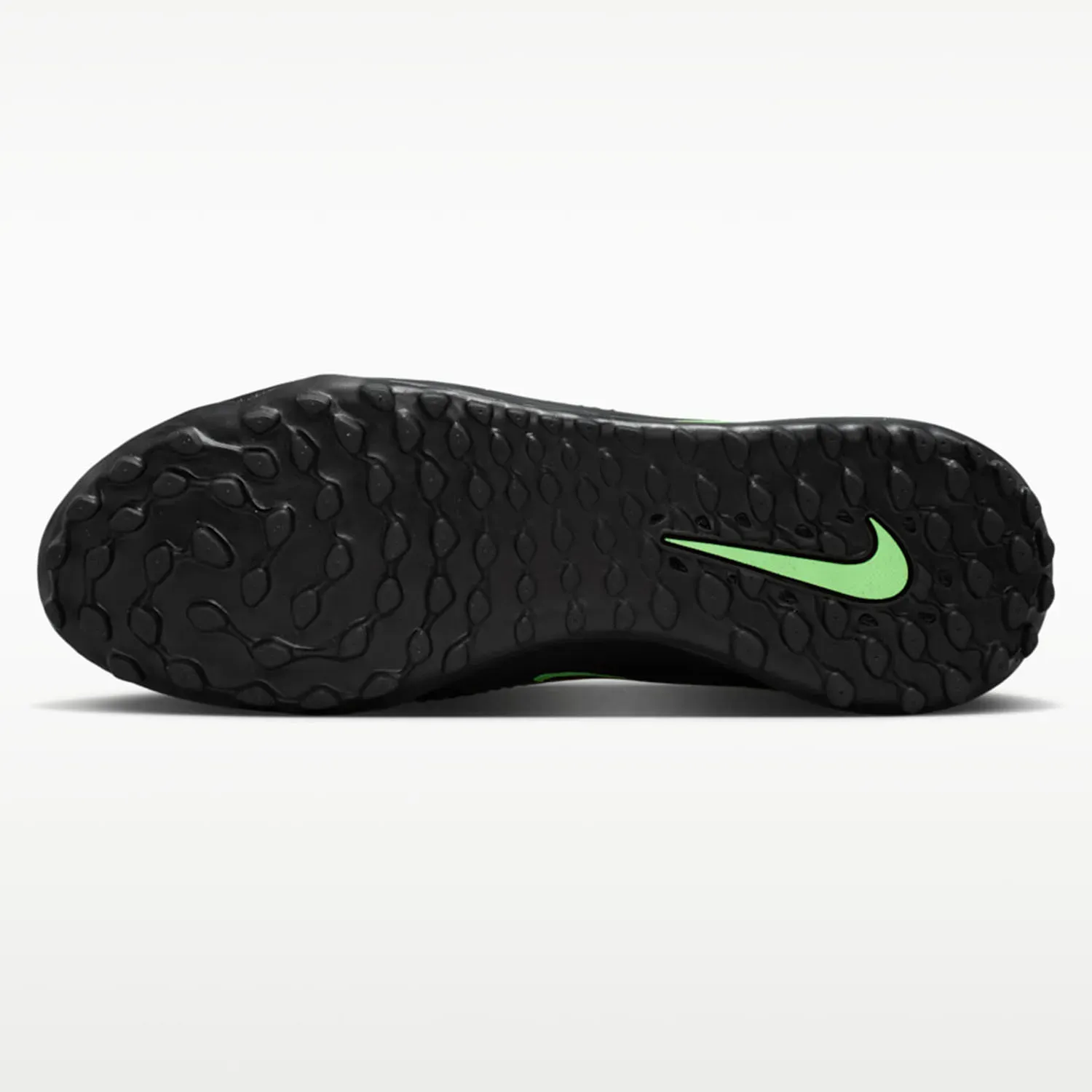Nike Zapatillas Nike De Futbol Unisex Phantom 6 Low Acad Tf color negro | Platanitos