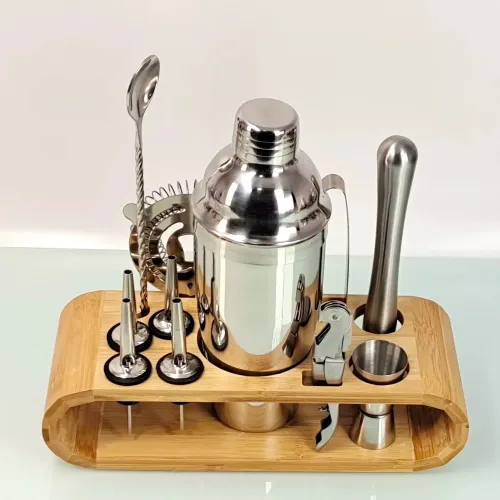 PENTHA Set Coctelero Acero Inoxidable 12 Pzs Con Soporte De Bambú C12
