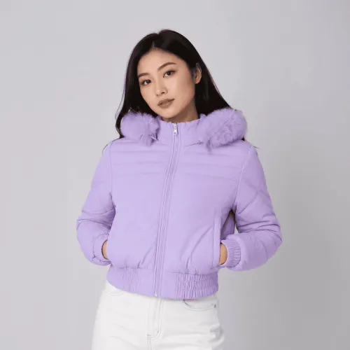 WALKING Casaca Crop Puffer Belinda 9918 Con Capucha Peluche Para Mujer