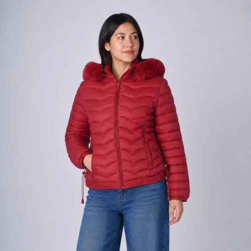 WALKING Casaca Puffer Entallada Belinda A2707 Con Capucha Peluche Para Mujer