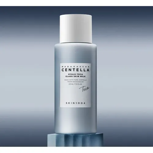 SKIN 1004 Tonico Facial Skin1004 Madagascar Centella Hyaluteca Glass Skin Milk-210ml