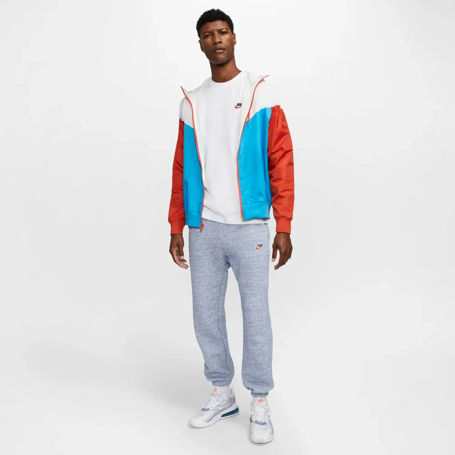 Nike alt=