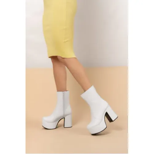 ARANNI Blanco de Mujer modelo Botin Casual Mujer  Bratz blancos mujer 2023103021170209182 Cuero EXPANSO