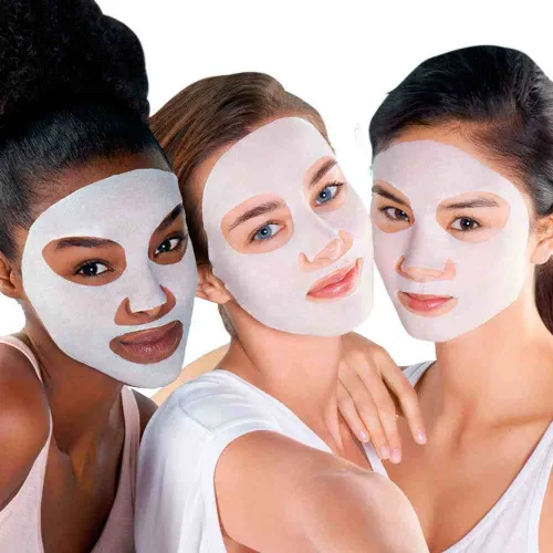 GARNIER Mascarilla En Tela Charcoal Black Tea